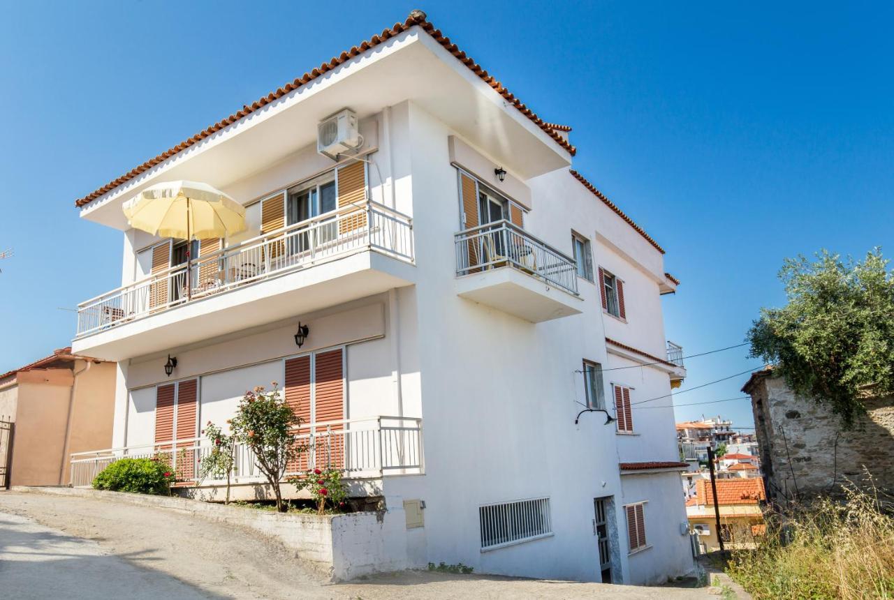"Thea" Apartment 1 Skála Marión Dış mekan fotoğraf